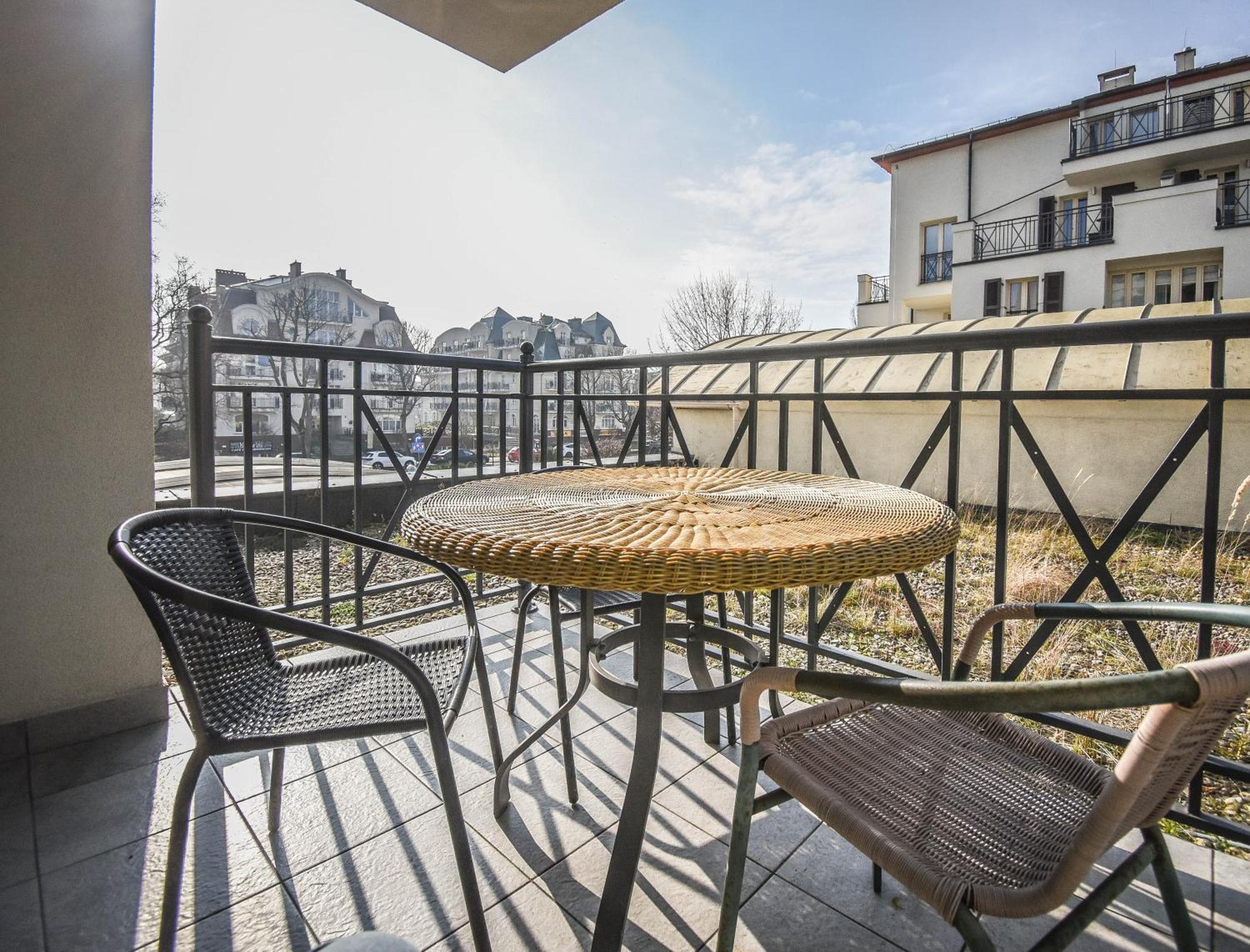 Apartamenty Promenada Z Tarasem I Parkingiem - Apartamenty Na Wyspie Swinoujscie Dış mekan fotoğraf